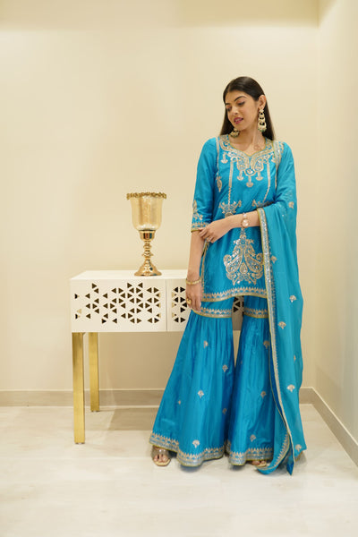 Nihar Straight Suit